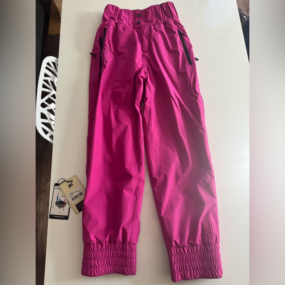 L1 WOMEN'S LOVECAT SNOW PANTS - FUSHSIA - Size M